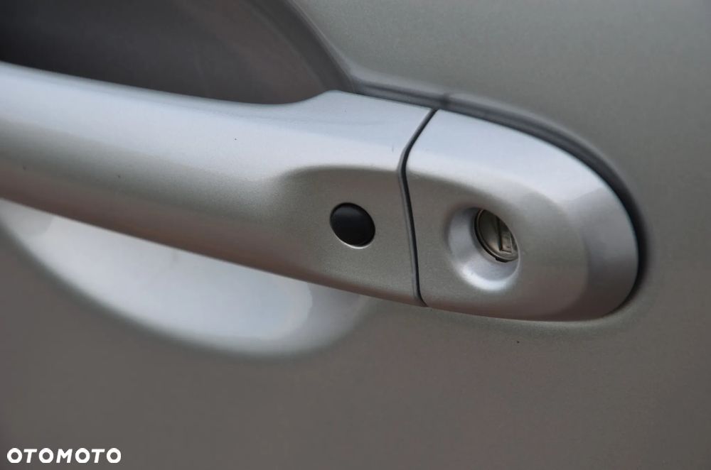 Nissan Micra 1.2 DIG-S CVT Tekna - 16