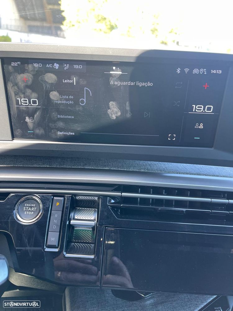 Peugeot 5008 Hybrid 145 e-DSC6 Allure - 14