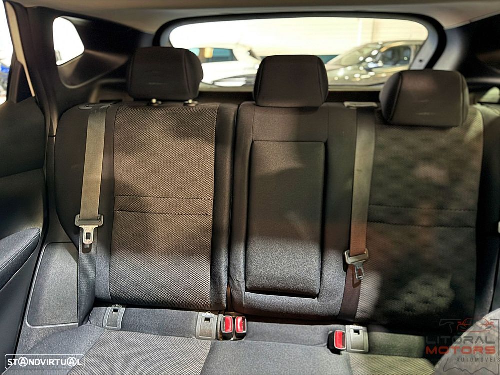 Nissan Qashqai 1.2 DIG-T N-Connecta RS 18 Xtronic - 31