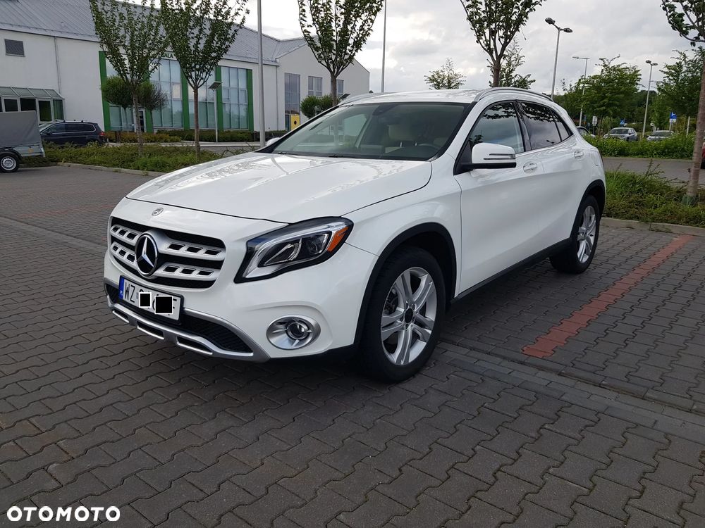 Mercedes-Benz GLA 250 7G-DCT - 1