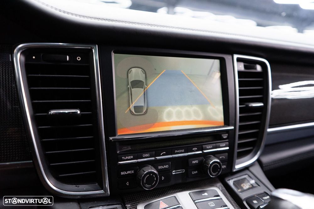 Porsche Panamera Turbo PDK - 59