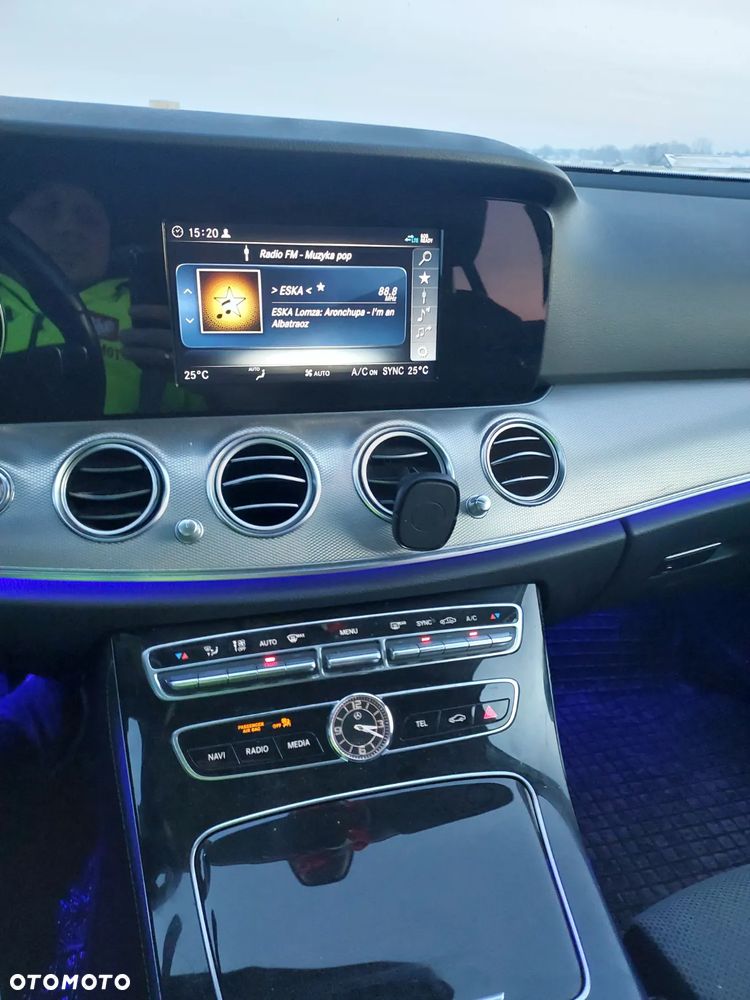 Mercedes-Benz Klasa E - 7