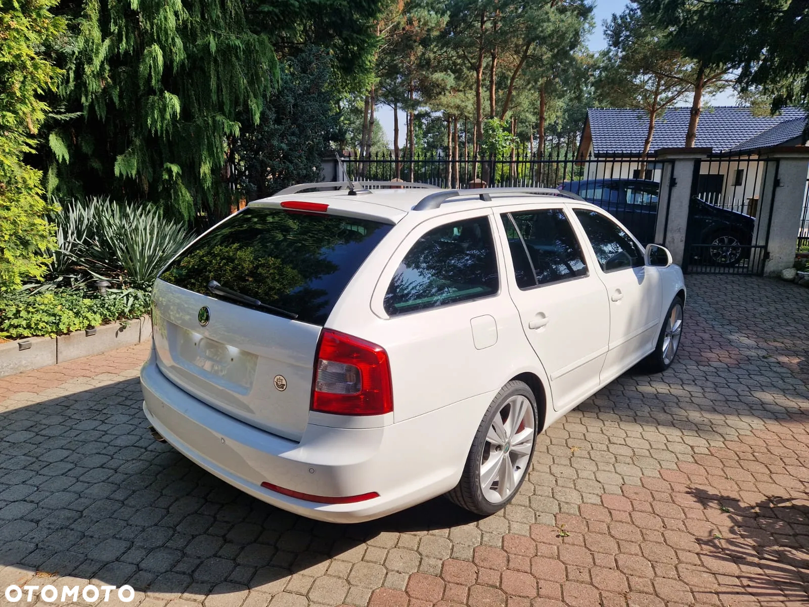 Skoda Octavia 2.0 TDI CR DPF DSG RS - 5
