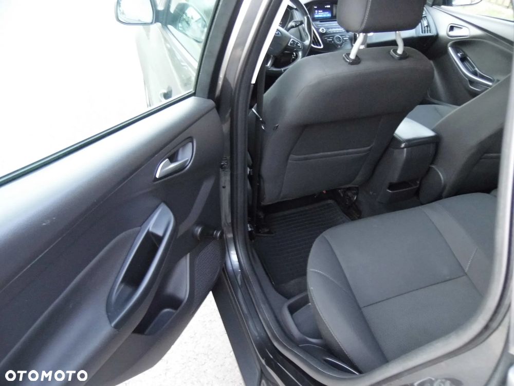 Ford Focus 1.0 EcoBoost Start-Stopp-System ACTIVE DESIGN - 23