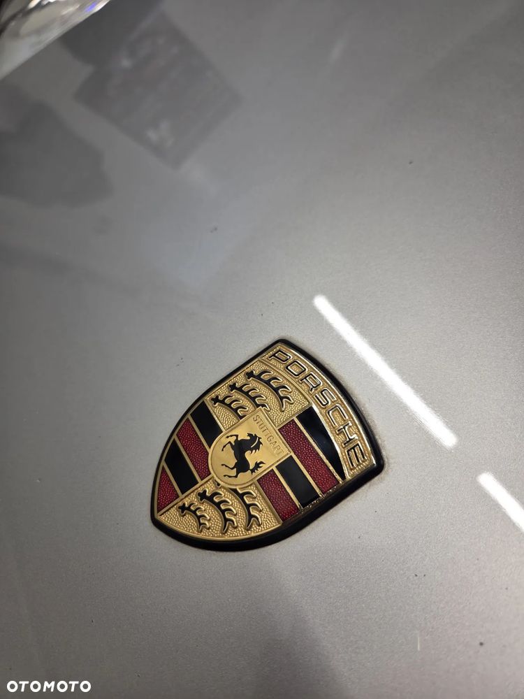 Porsche 911 - 33
