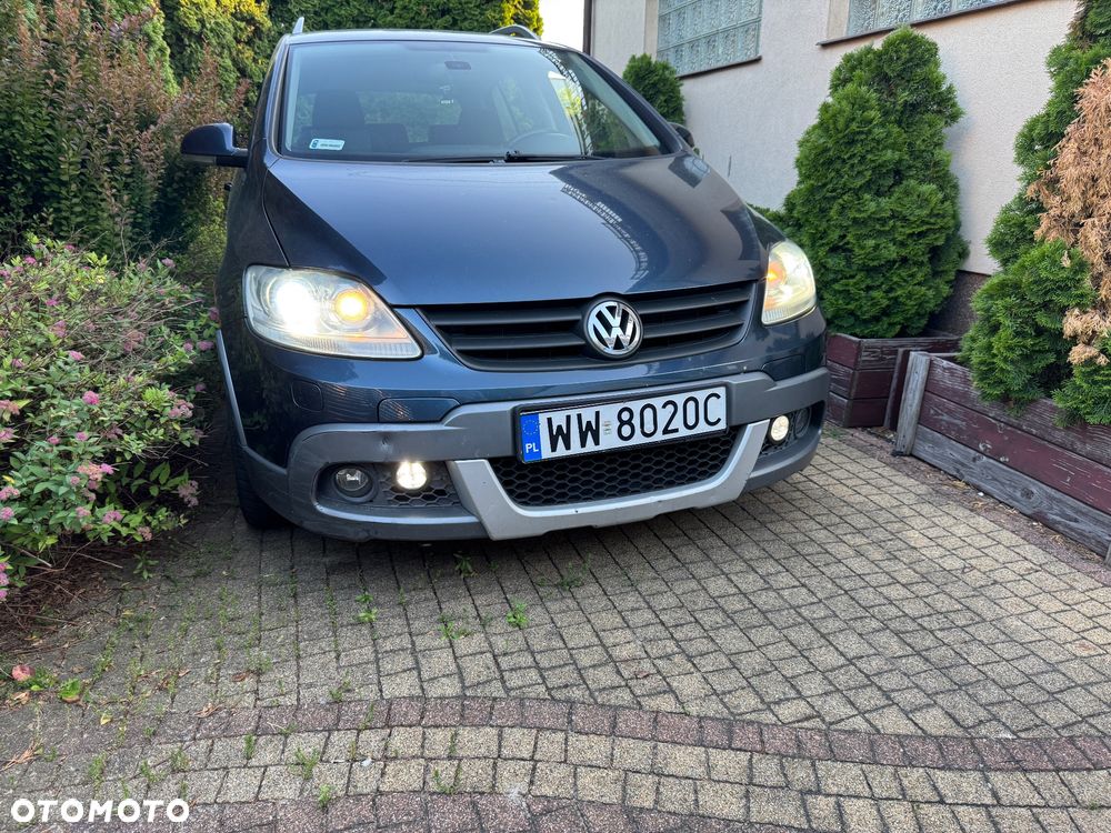 Volkswagen Golf 2.0 TDI Comfortline - 12