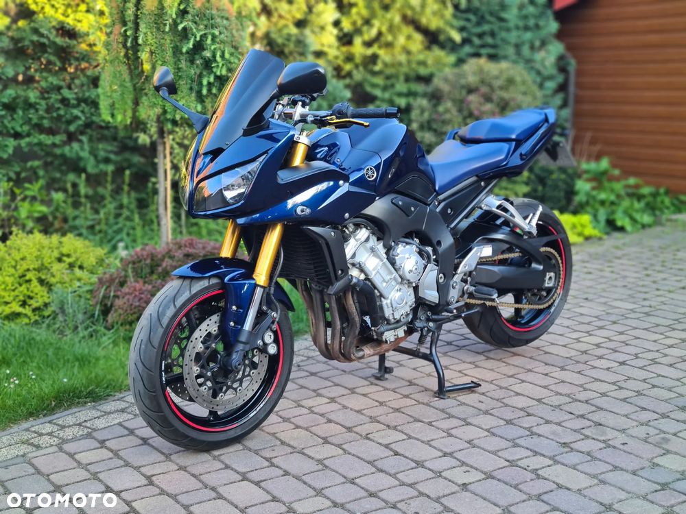 Yamaha FZ - 8