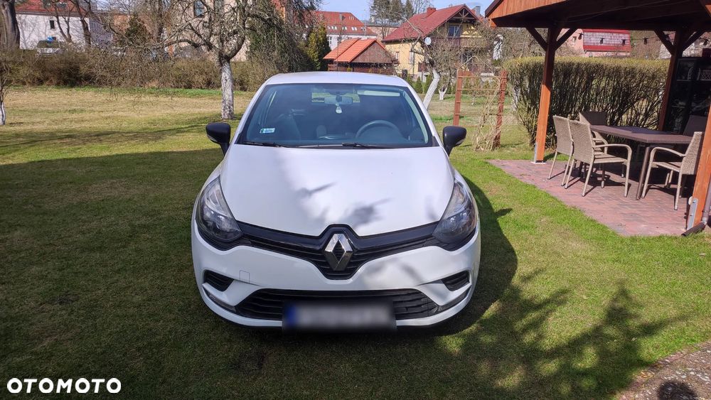 Renault Clio - 2