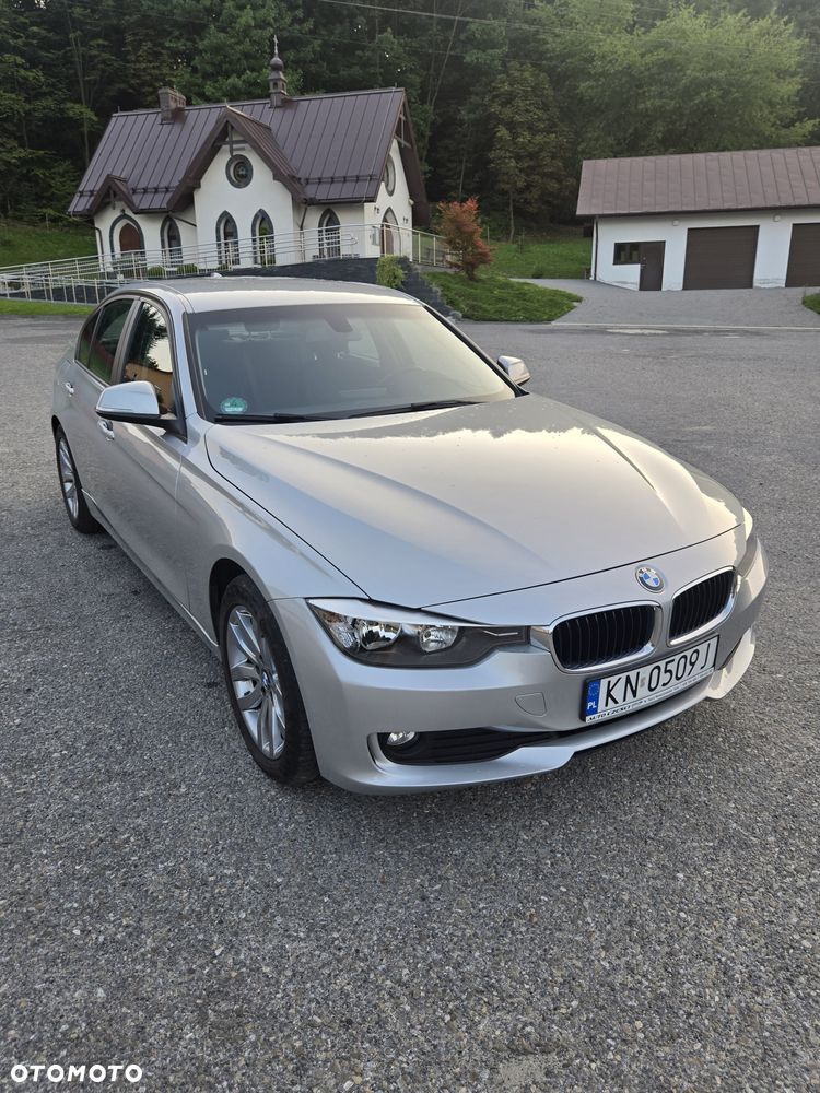 BMW Seria 3 320d - 35