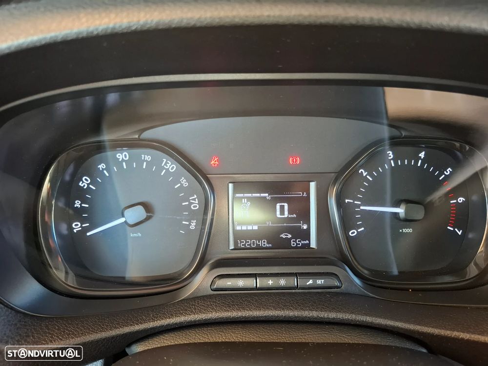 Opel Vivaro 1.5 CDTi L3H1 Essentia - 21