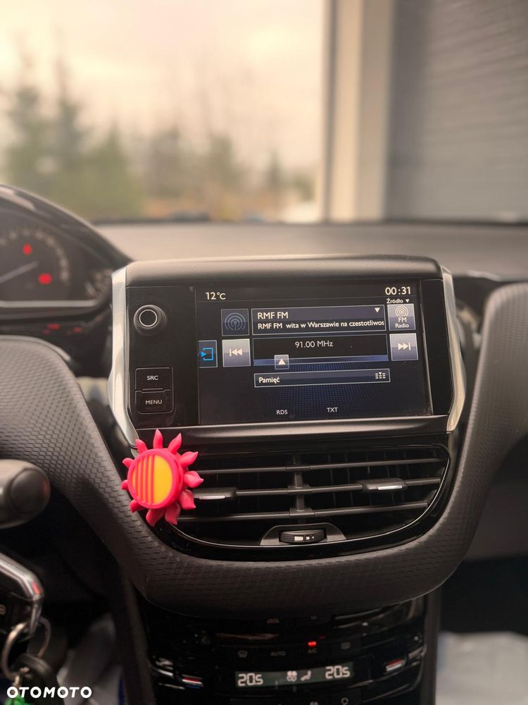 Peugeot 2008 1.2 Pure Tech Access - 32
