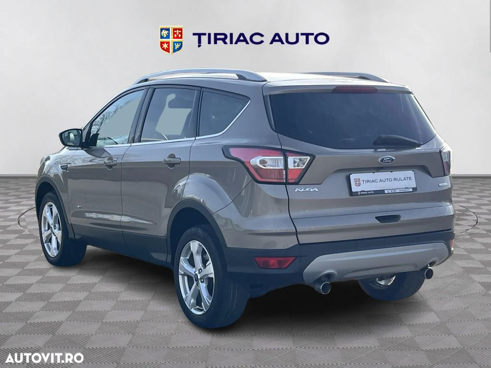Ford Kuga - 3