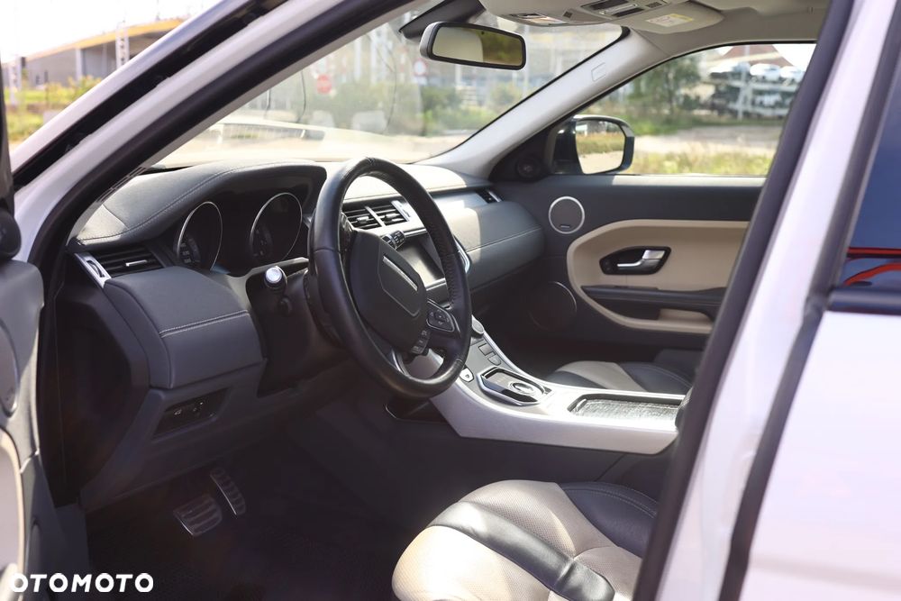 Land Rover Range Rover Evoque - 11