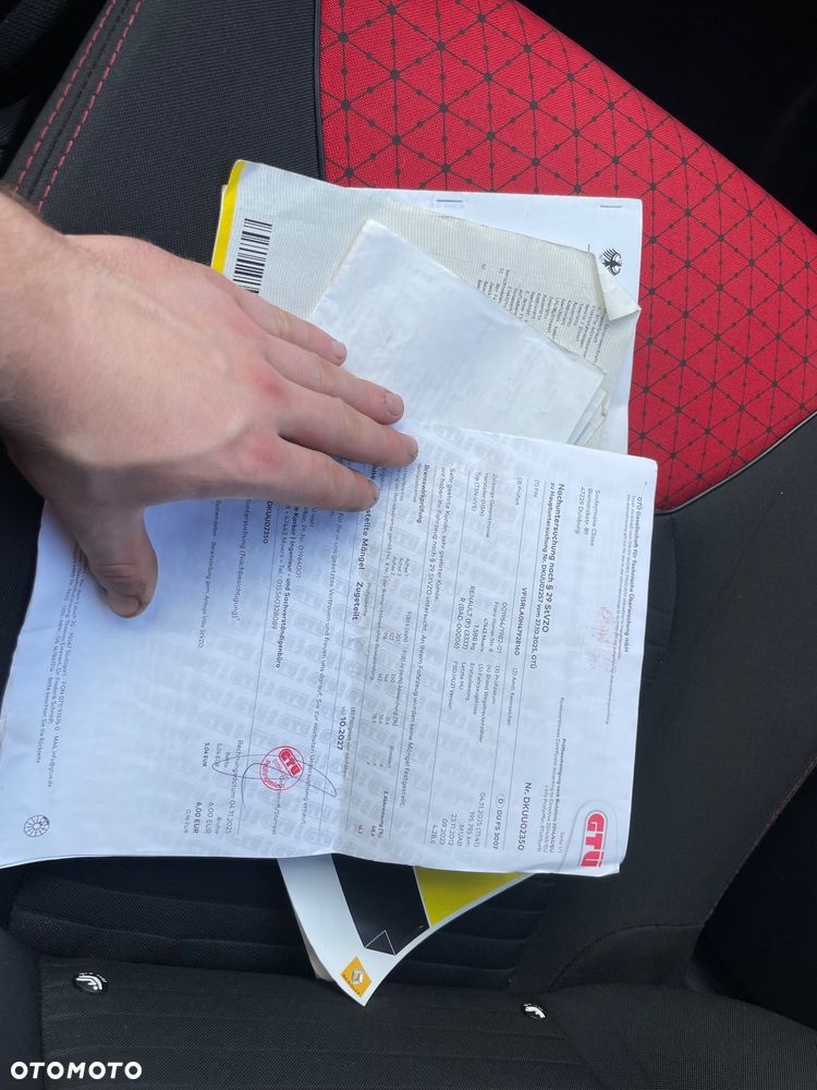 Renault Clio TCe 90 Limited - 17