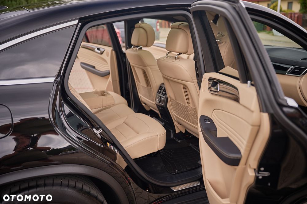 Mercedes-Benz GLE - 9
