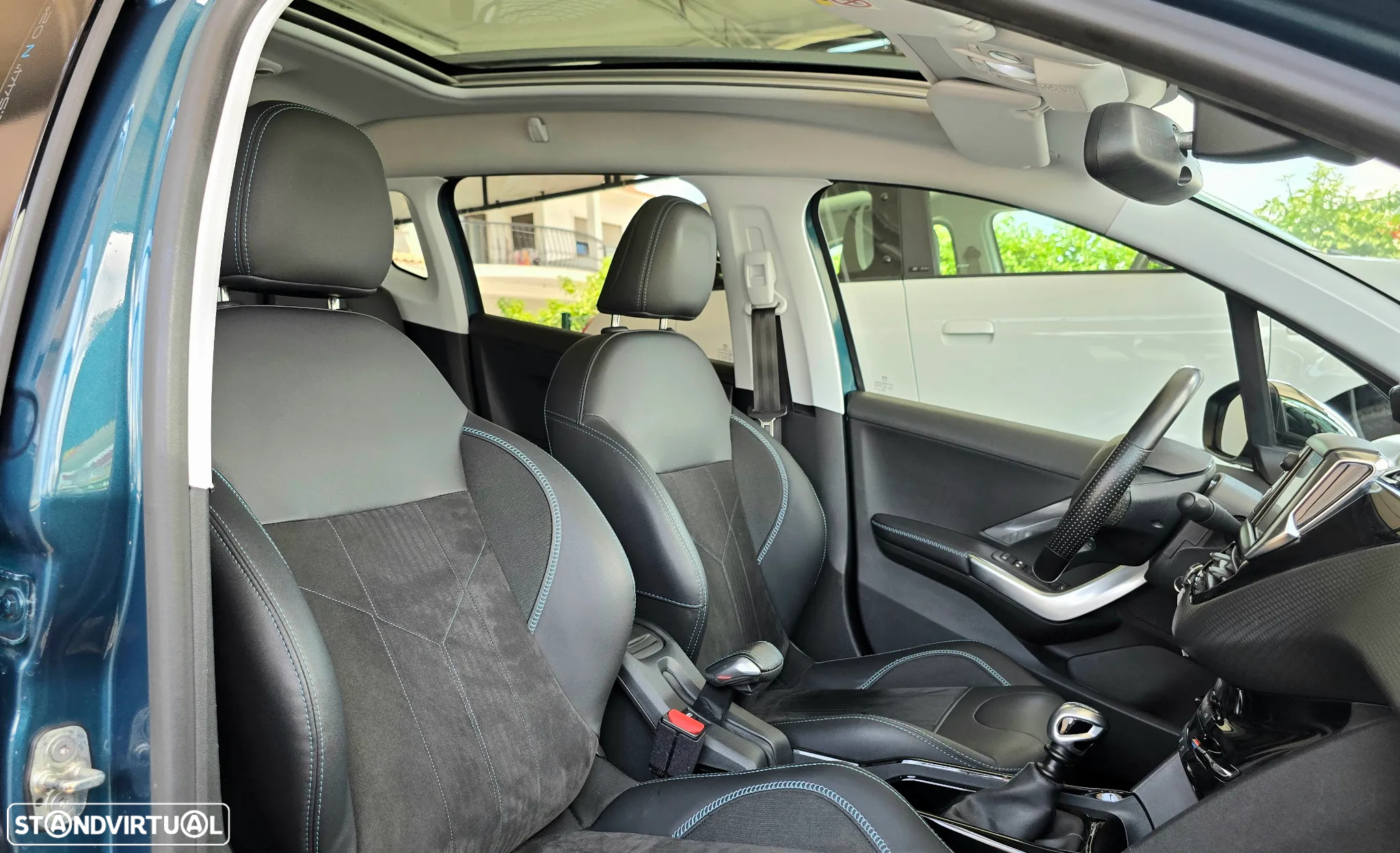 Peugeot 2008 1.2 PureTech Crossway - 13