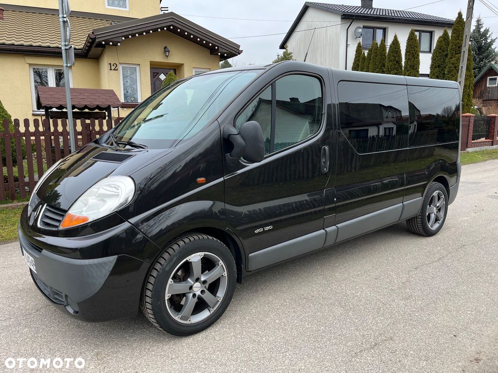 Renault TRAFIC - 2