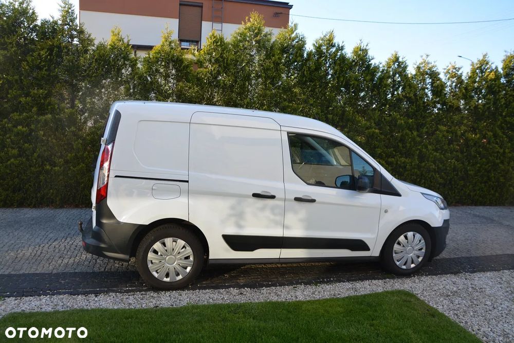 Ford Transit connect - 5