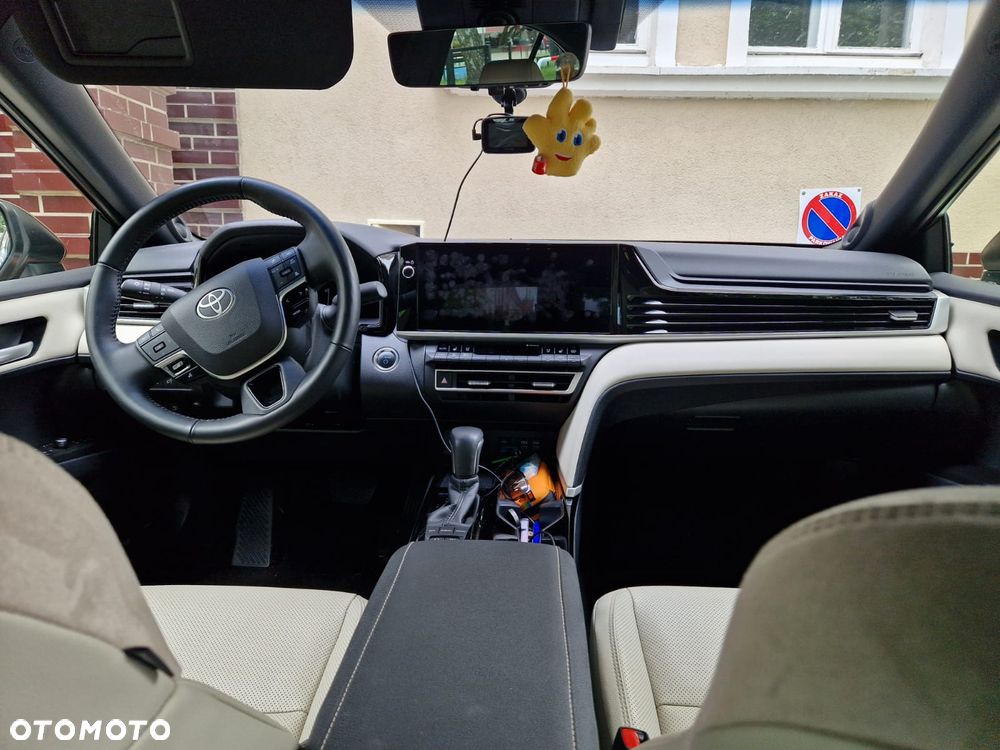 Toyota Camry 2.5 Hybrid Executive CVT - 5