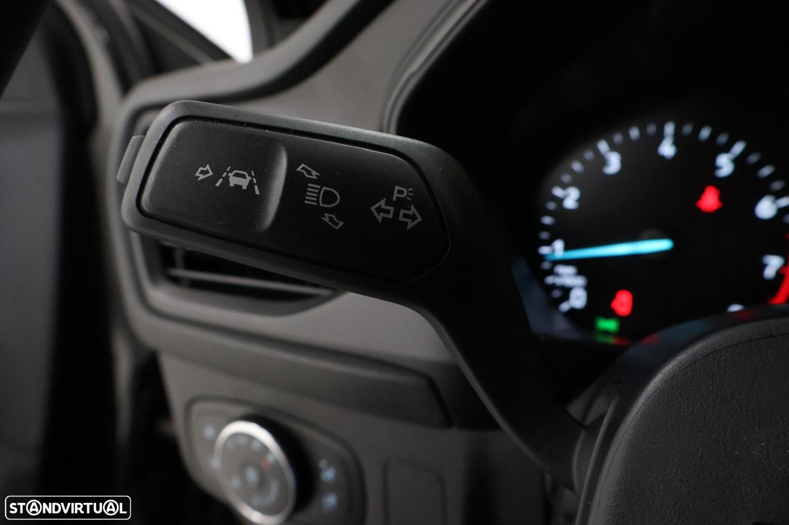 Ford Focus SW 1.0 EcoBoost MHEV ST-Line - 16