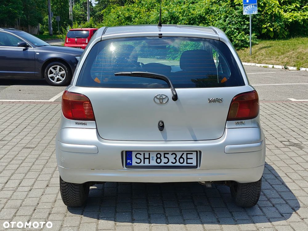 Toyota Yaris 1.3 Sol - 16