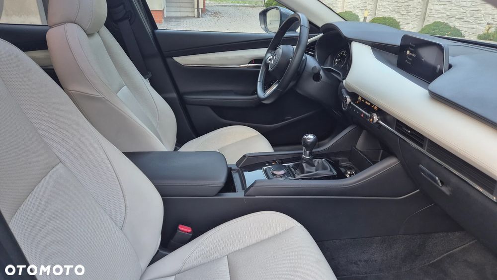 Mazda 3 - 7