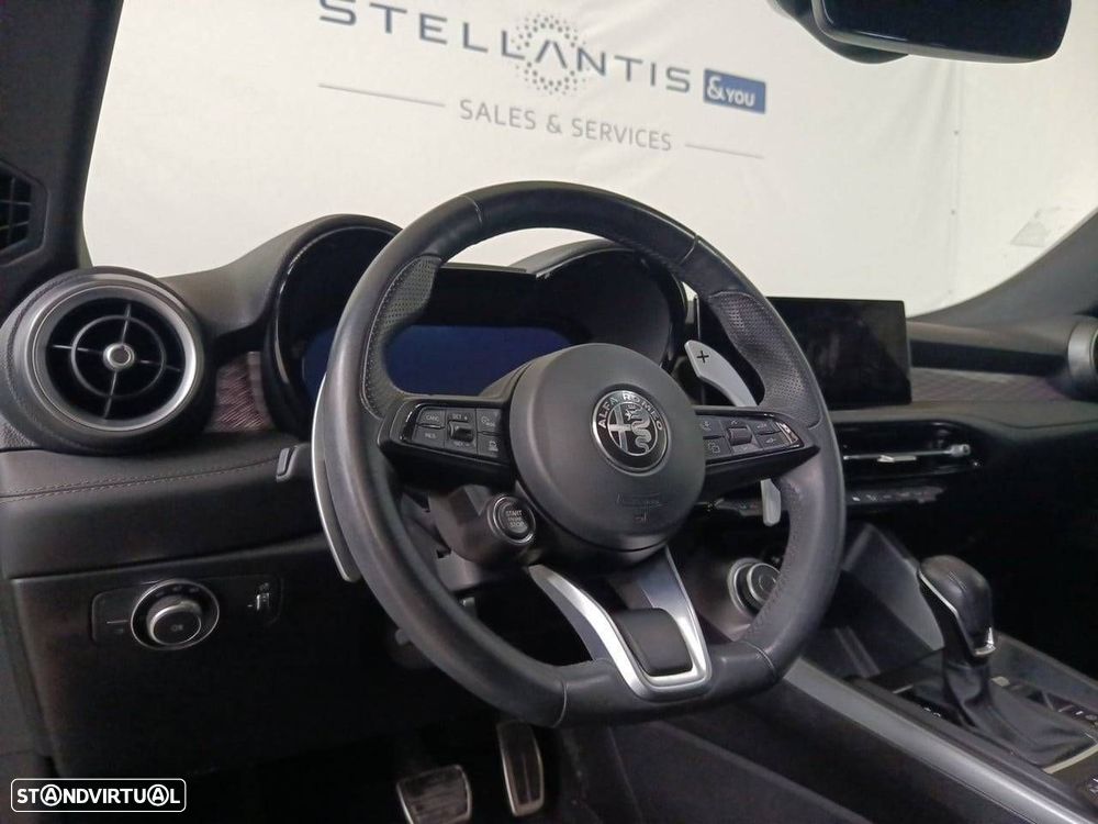 Alfa Romeo Tonale 1.5 Hybrid Edizione Speciale - 12