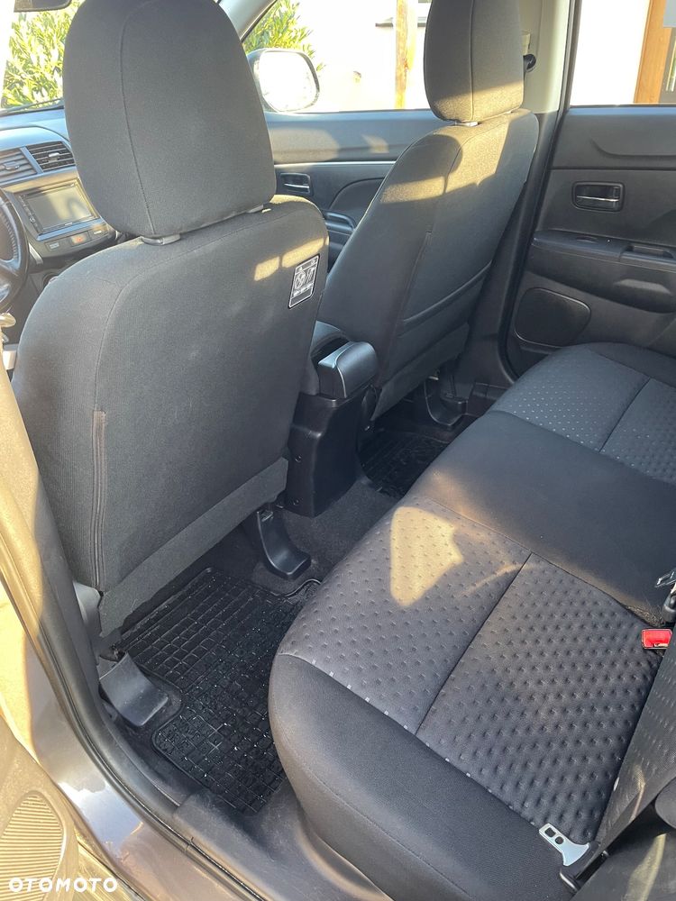 Mitsubishi ASX 1.8 DID Invite 4WD AS&G - 10