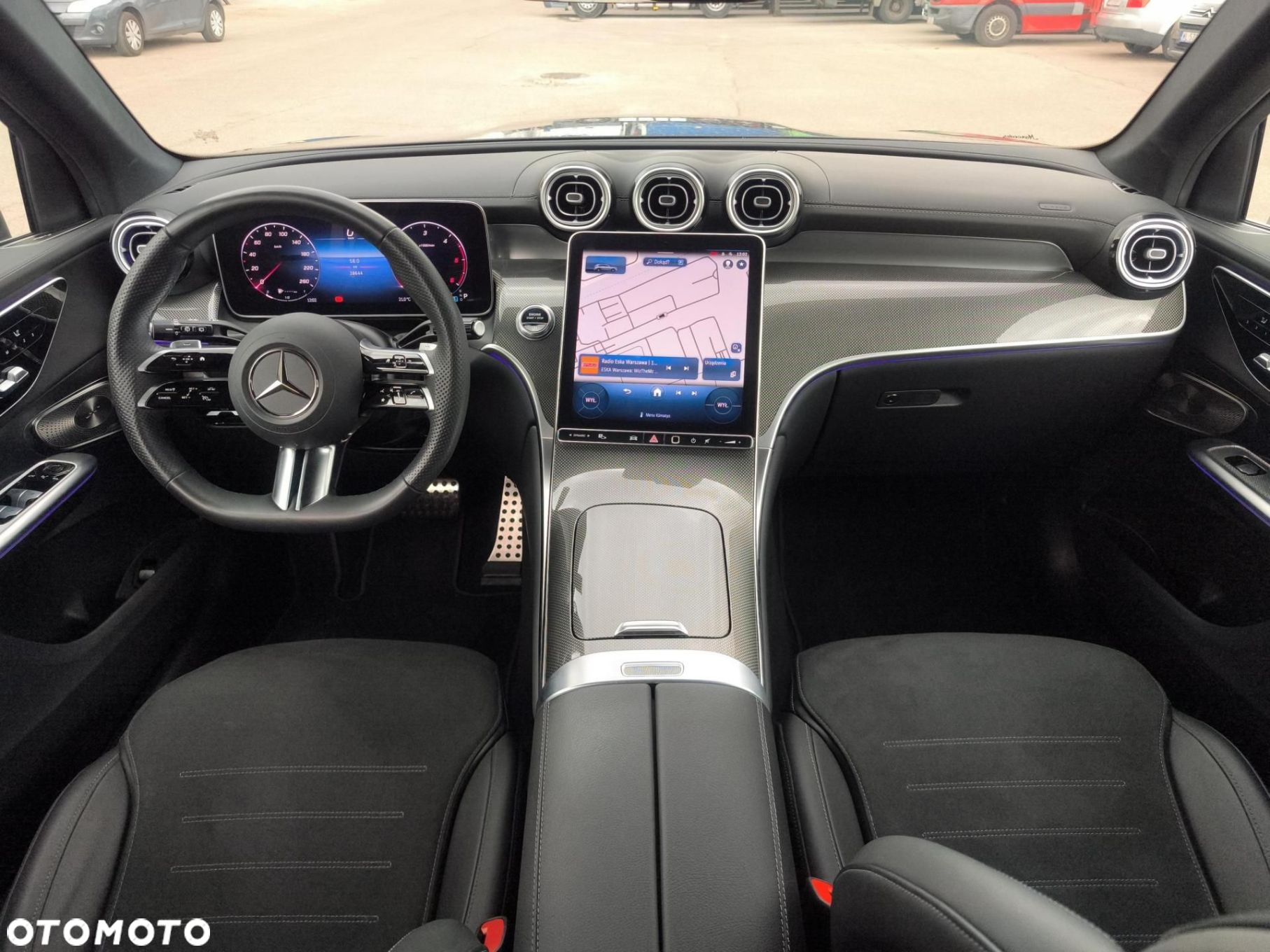 Mercedes-Benz GLC - 13