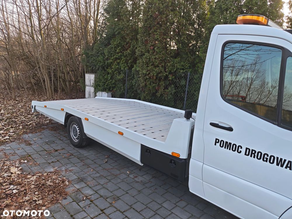 Mercedes-Benz SPRINTER - 6