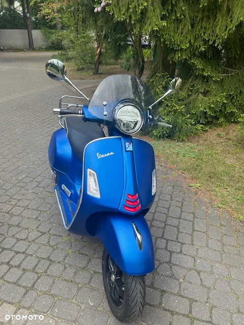 Vespa GTS - 3