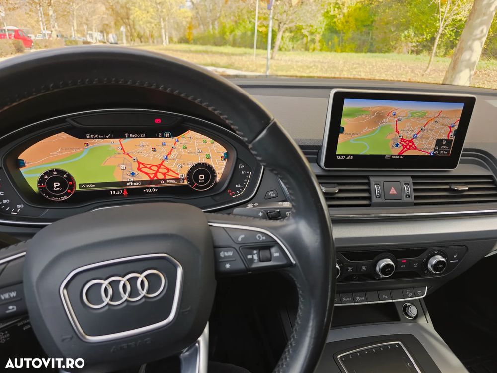 Audi Q5 2.0 40 TDI quattro S tronic Design - 10