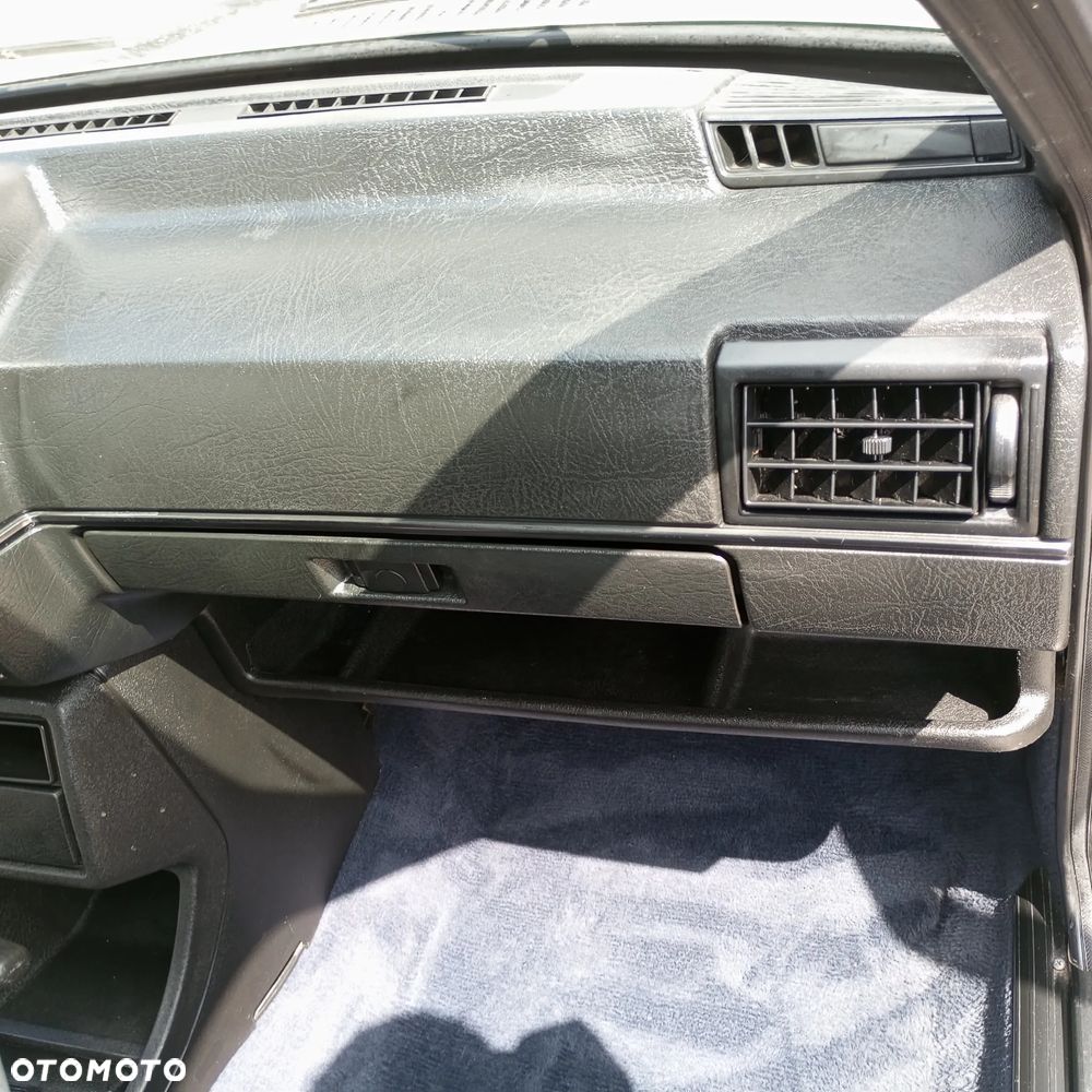 Volkswagen Golf - 27