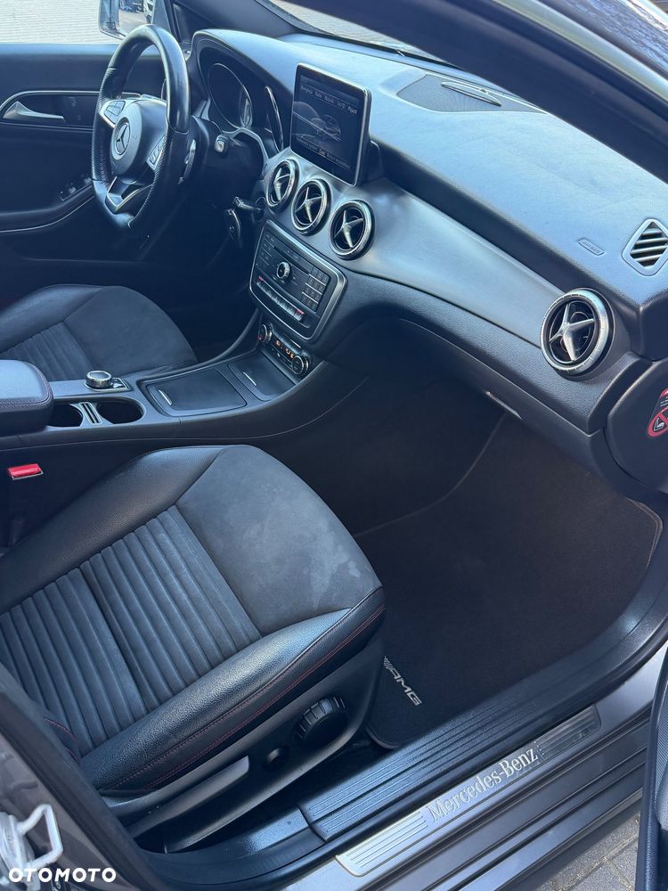 Mercedes-Benz CLA 180 7G-DCT AMG Line - 9