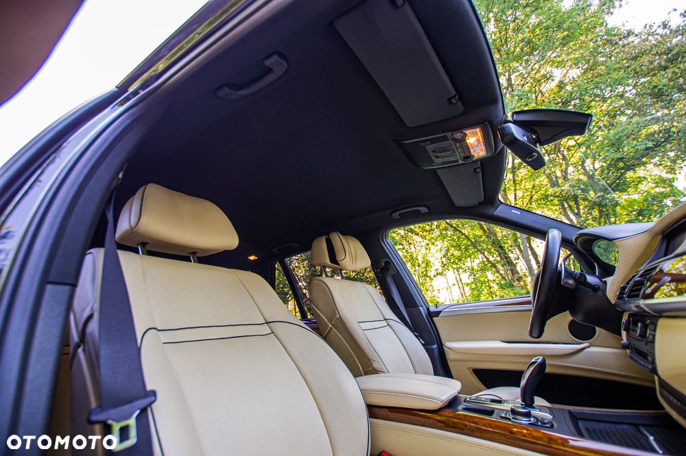 BMW X5 3.5i xDrive - 19
