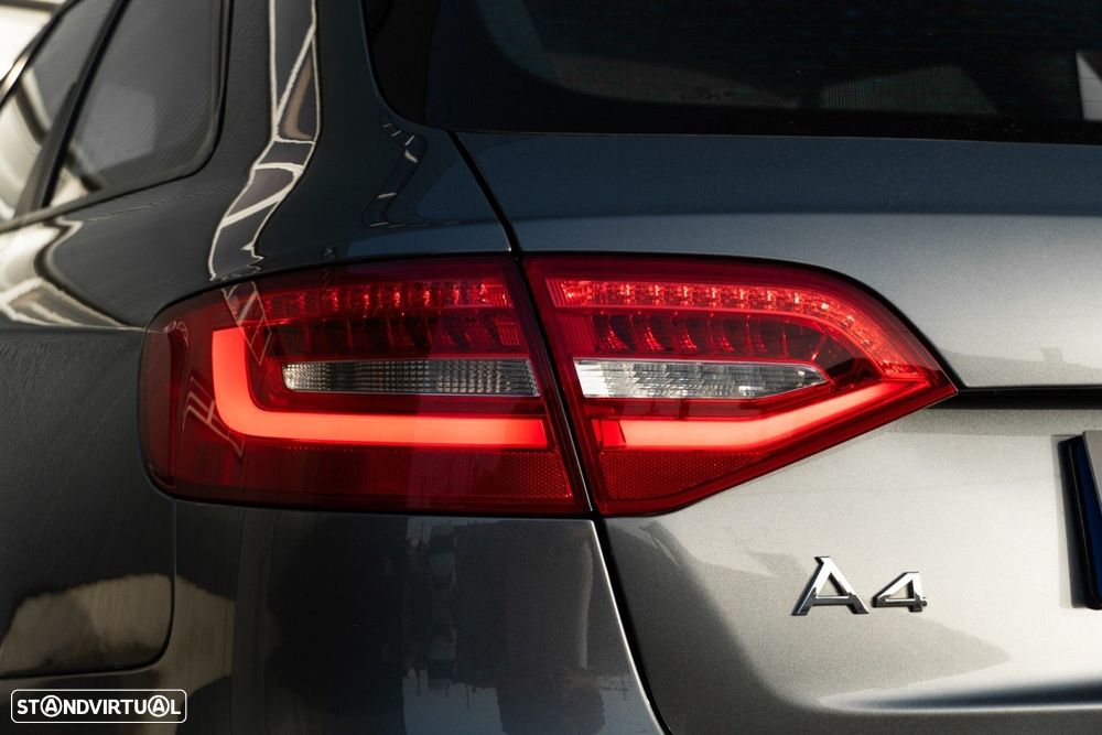 Audi A4 Avant 2.0 TDI Business Line S-line - 41