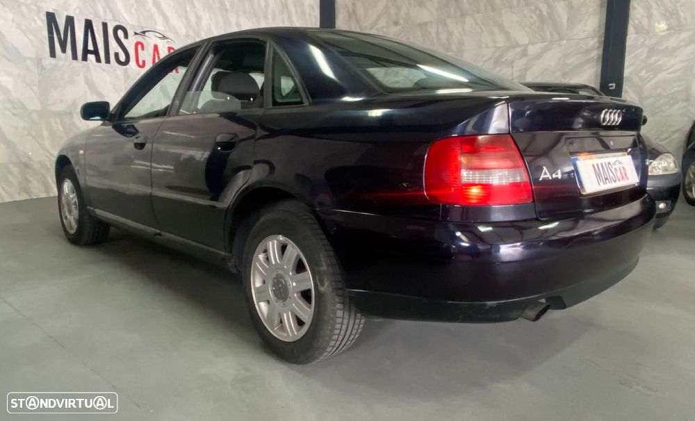 Audi A4 1.6 Sport 16 - 4