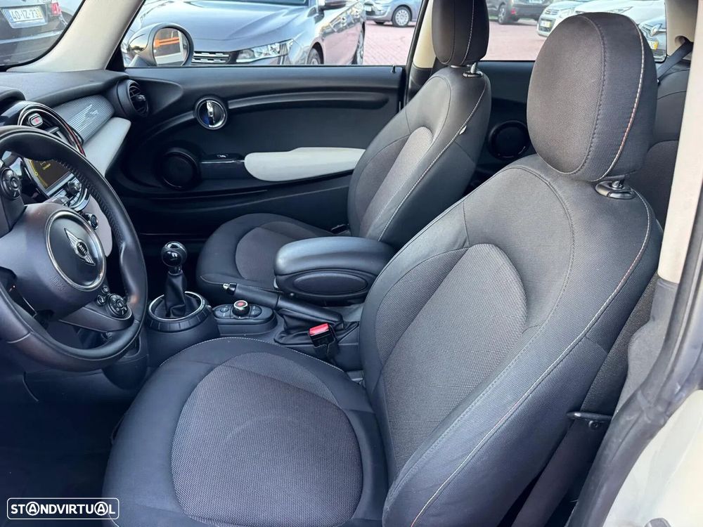 MINI 3 Portas One - 9