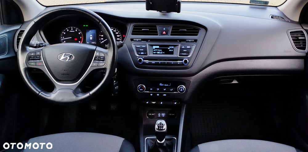 Hyundai i20 1.4 Premium - 7