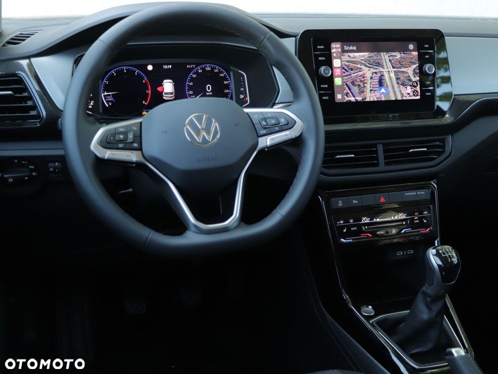 Volkswagen T-Cross - 13