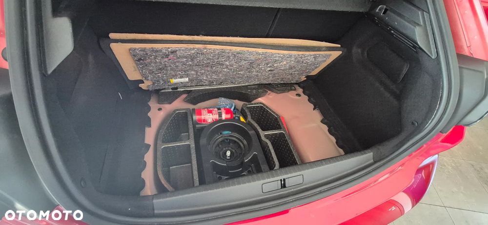 Peugeot 208 1.2 PureTech Allure S&S EAT8 - 29