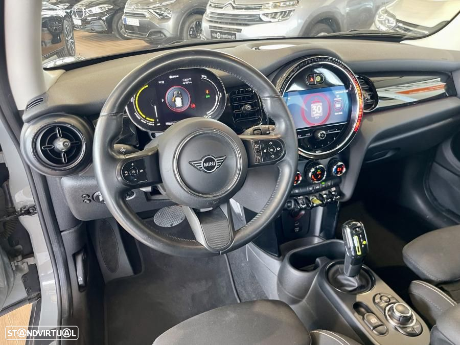 MINI 3 Portas Cooper SE Classic - 12