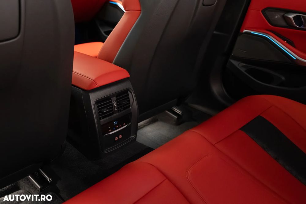 BMW M3 Competition xDrive AT - 31