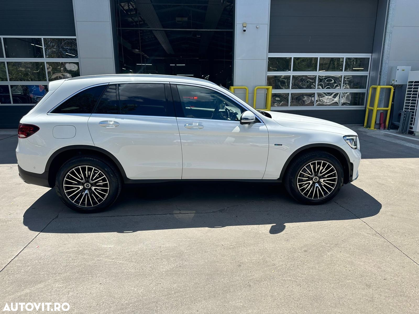 Mercedes-Benz GLC 300 de 4MATIC - 10