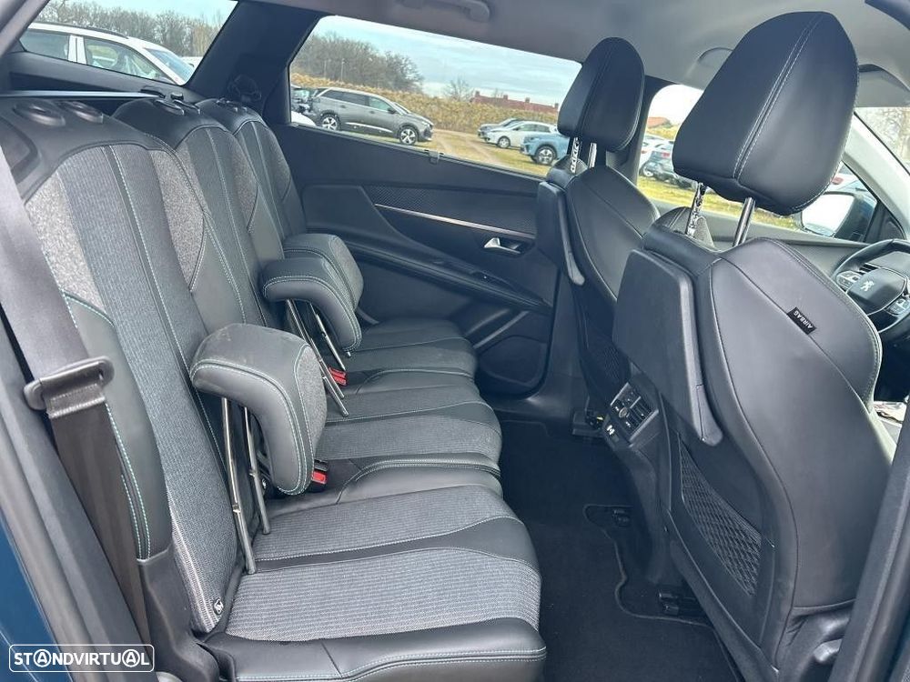 Peugeot 5008 1.2 PureTech Allure Pack EAT8 - 5