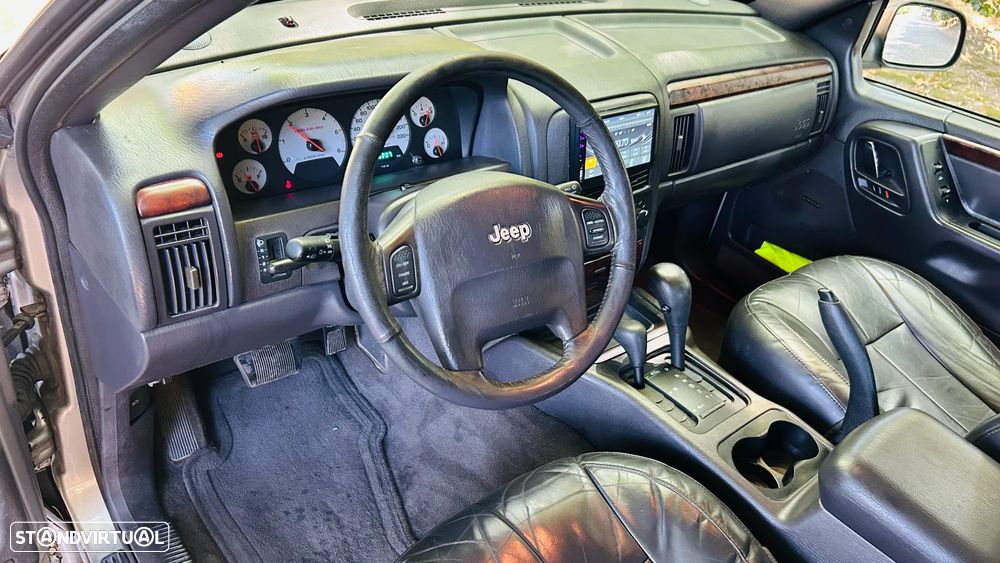 Jeep Grand Cherokee - 7