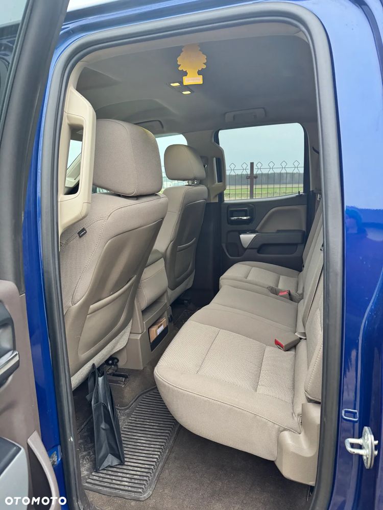 Chevrolet Silverado - 6