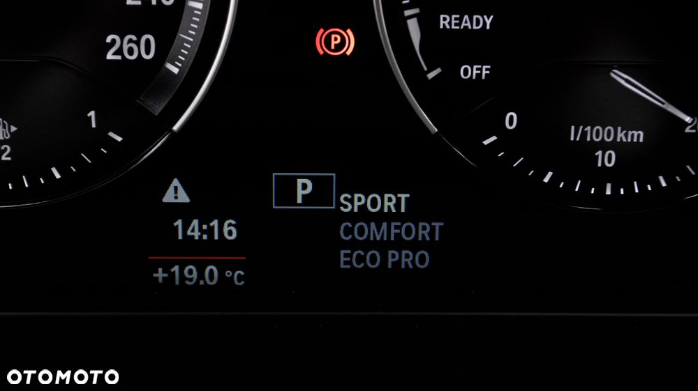 BMW X1 sDrive18i - 23