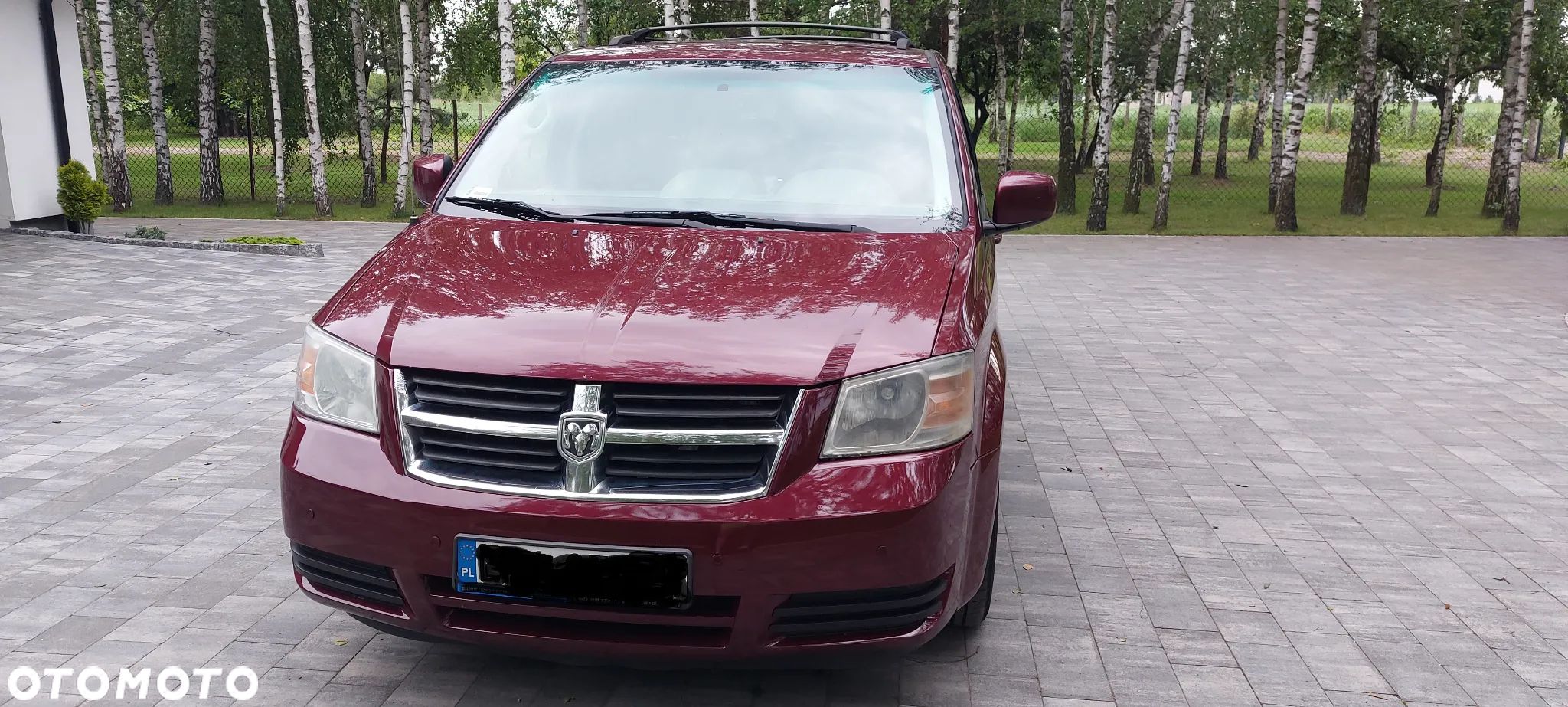 Dodge Caravan - 1