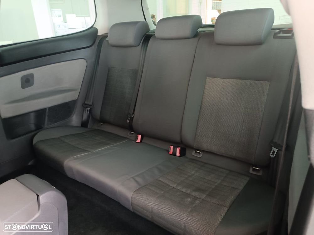 VW Golf 1.9 TDi Comfortline - 11